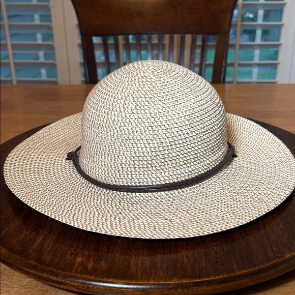 Solar Escape Sun Hat UPF 50+ - Picture 8 of 9